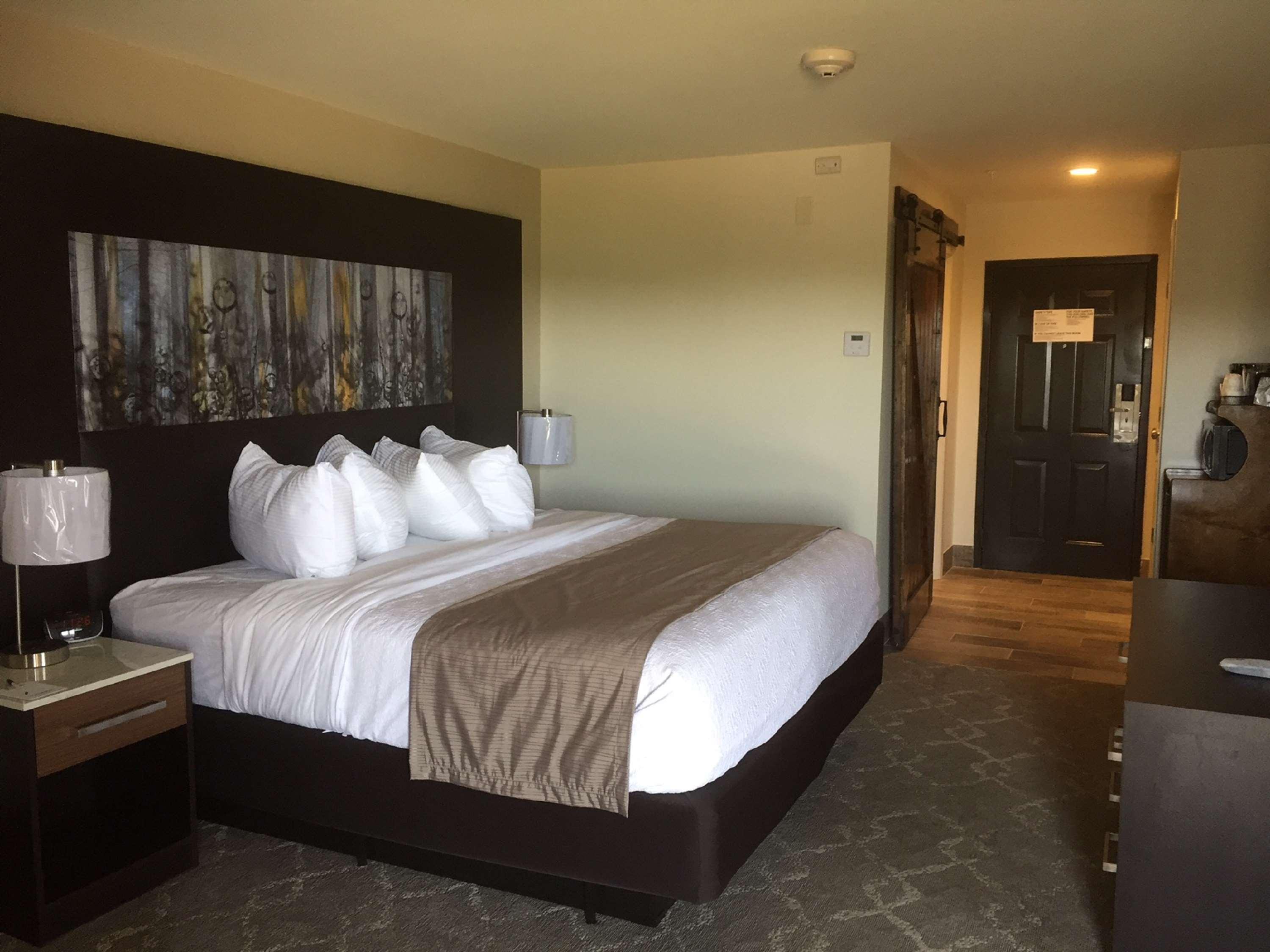 Best Western Warm Springs Hotel And Event Center Buitenkant foto