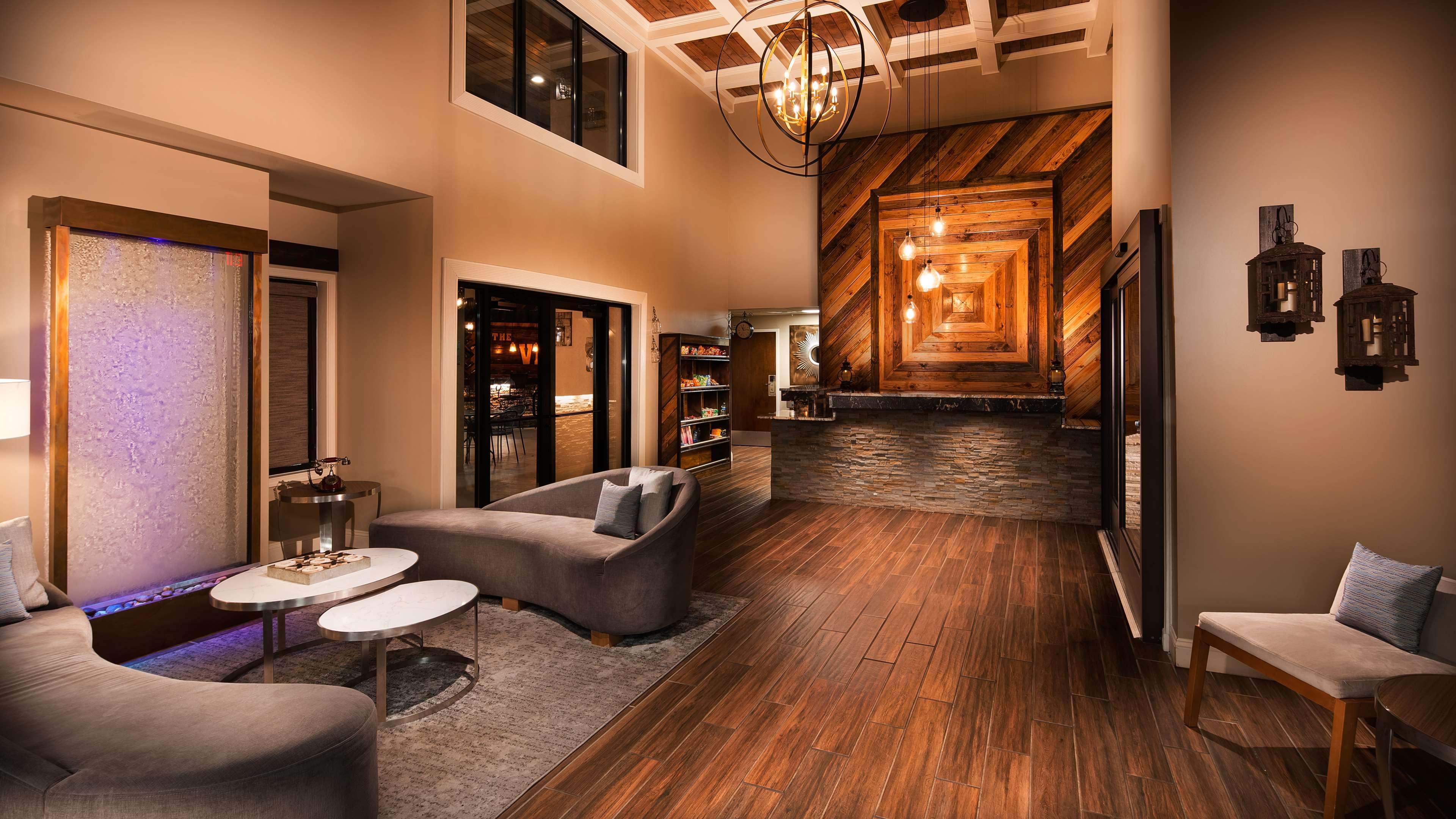 Best Western Warm Springs Hotel And Event Center Buitenkant foto