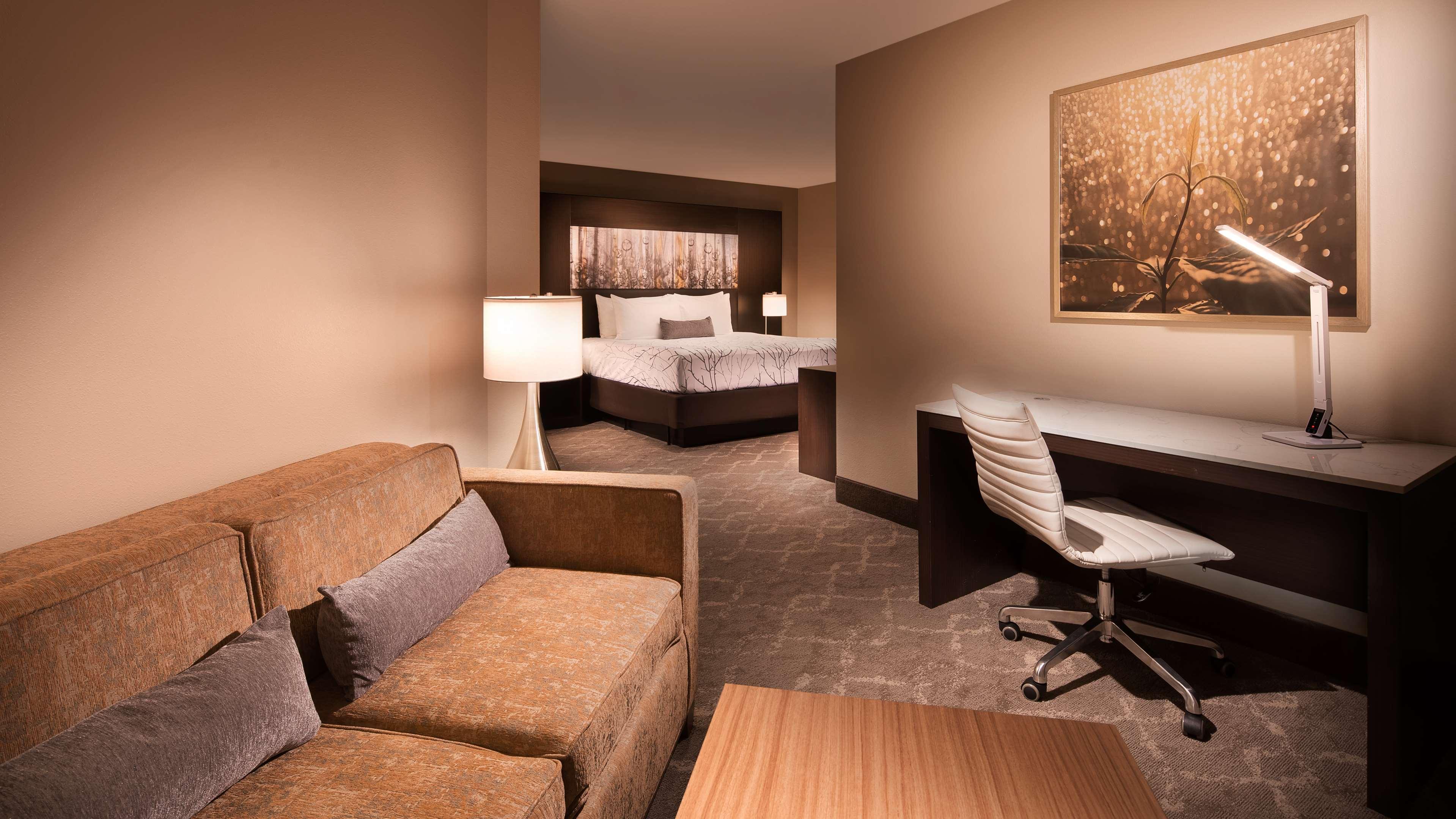 Best Western Warm Springs Hotel And Event Center Buitenkant foto